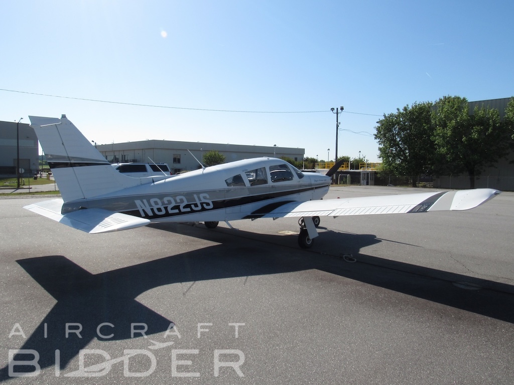 N822JS - 1973 Piper exterior rear side