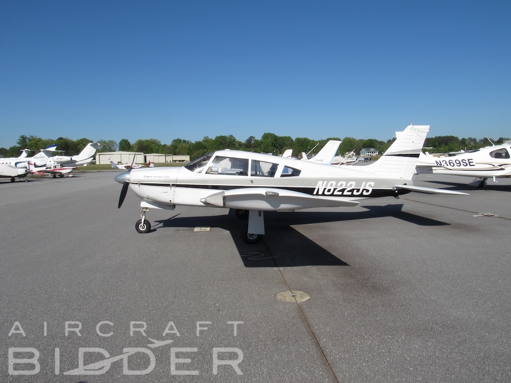 N822JS - 1973 Piper exterior side